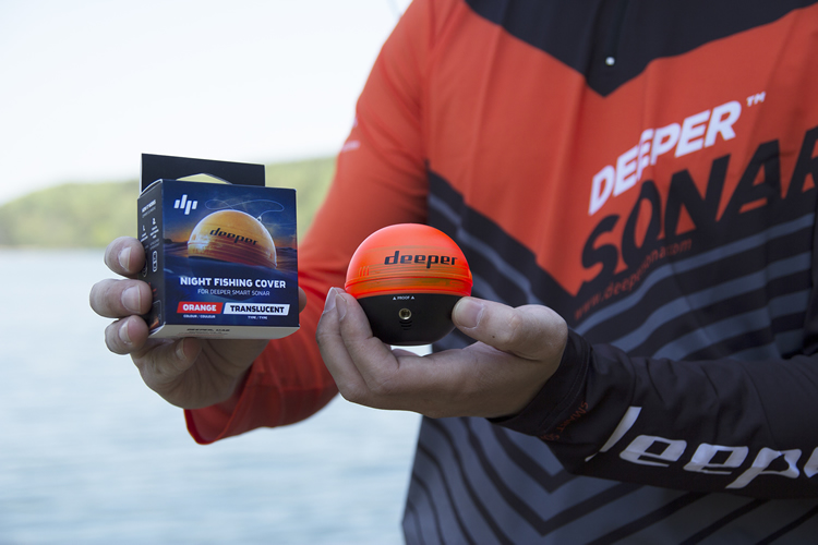 thumbnail interactive-video image 1 of Deeper Night Fishing Cover – Portable Handheld System Protector For Deeper Sonar (ITGAM0001-NT) 1 of 3