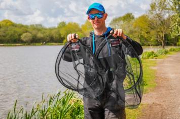 Preston Carbon Hair Mesh Landing Net 18