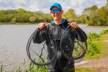 Preston Carbon F1 Latex Landing Net 18